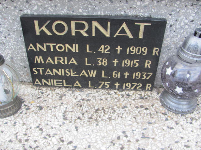 Grób Maria Kornat